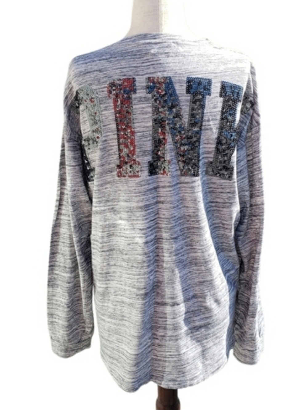 PINK Victoria's Secret Sequined Long Sleeve Pocket T-Shirt Medium - Picture 16 of 16